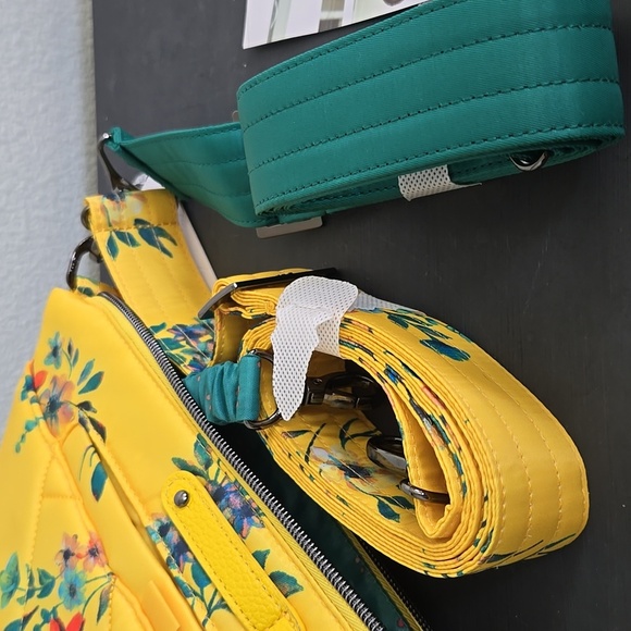 NWT Lug Flare 2 Crossbody Bag In Yellow Floral - Picture 6 of 8